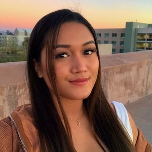 Meet your Posher, Dayna